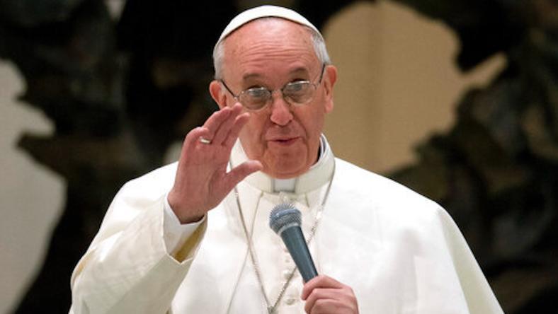 刚刚,10亿多人的精神领袖去世了